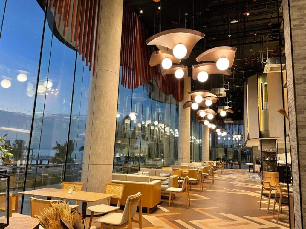Symphony Of The Sea Hotel Bang Saen Exterior photo