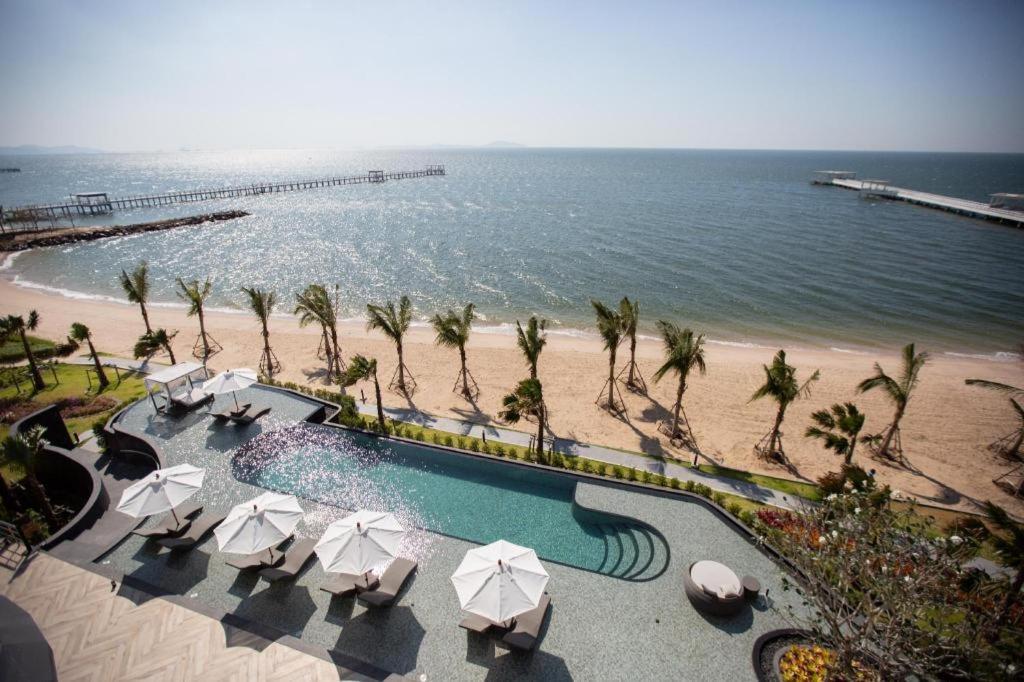 Symphony Of The Sea Hotel Bang Saen Exterior photo